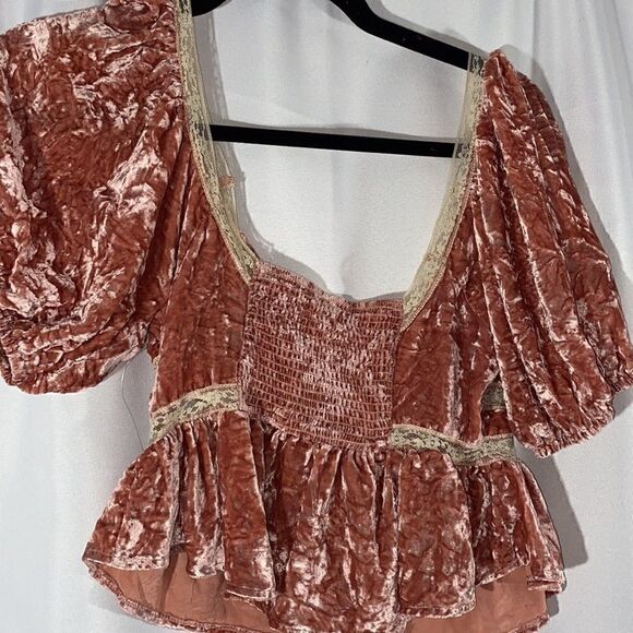 FREE PEOPLE YOURS TRULY VELVET CROP TOP IN MAUVE - Picture 7 of 7